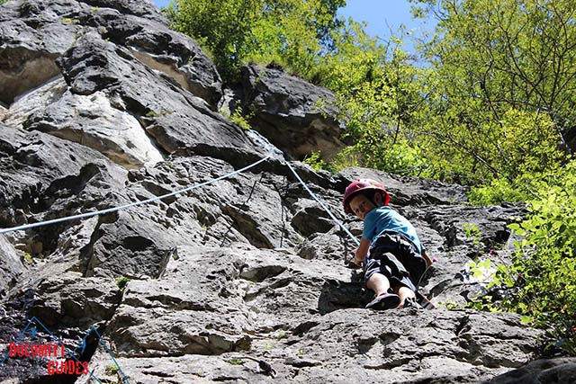 arrampicata ragazzi dolomiti guides