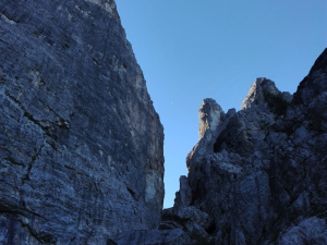 arrampicata dolomiti guides prima torre camp moiazza